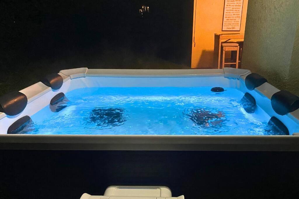 Sundance' Acres *Brand New House*With Hot Tub Vila Spring Hill Exterior foto